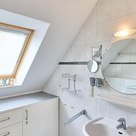 Neptun 10, 4 * Cuxhaven