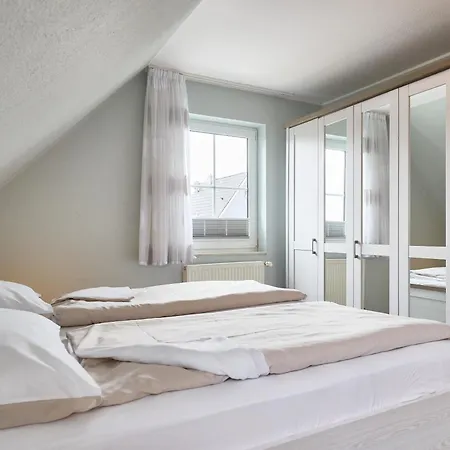 Neptun 10, 4 Apartamento *